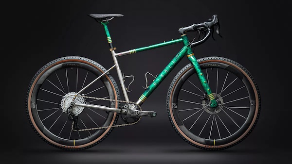 Il limitato Ribble Gravel Ti 125, marmo verde smeraldo, foglia d'oro.