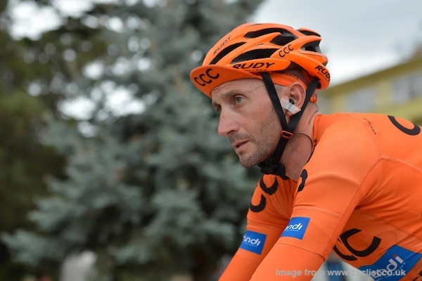 Davide Rebellin muore a 51 anni in un mordi e fuggi