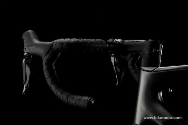 sistema di instradamento dei cavi integrato per Look 765 Optimum sistema di instradamento dei cavi integrato per Look 765 Optimum